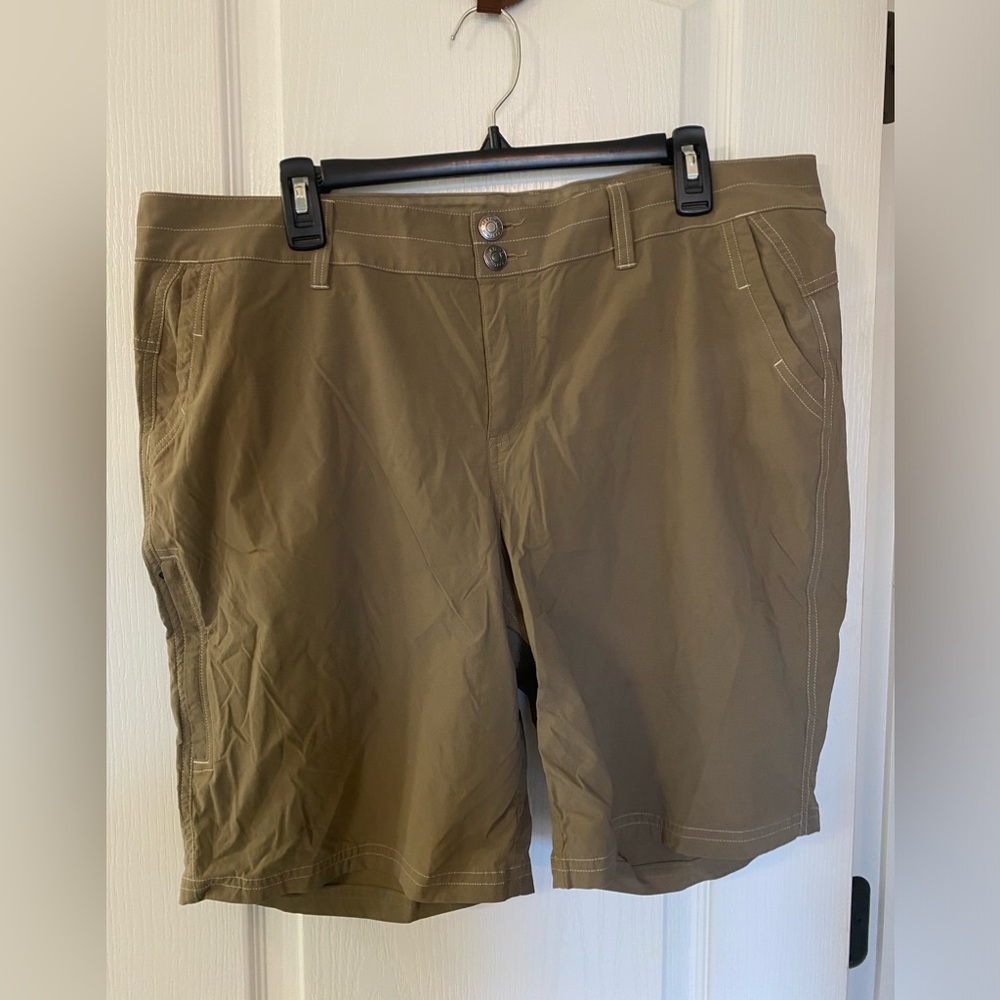 MARMOT SHORTS - perfect condition